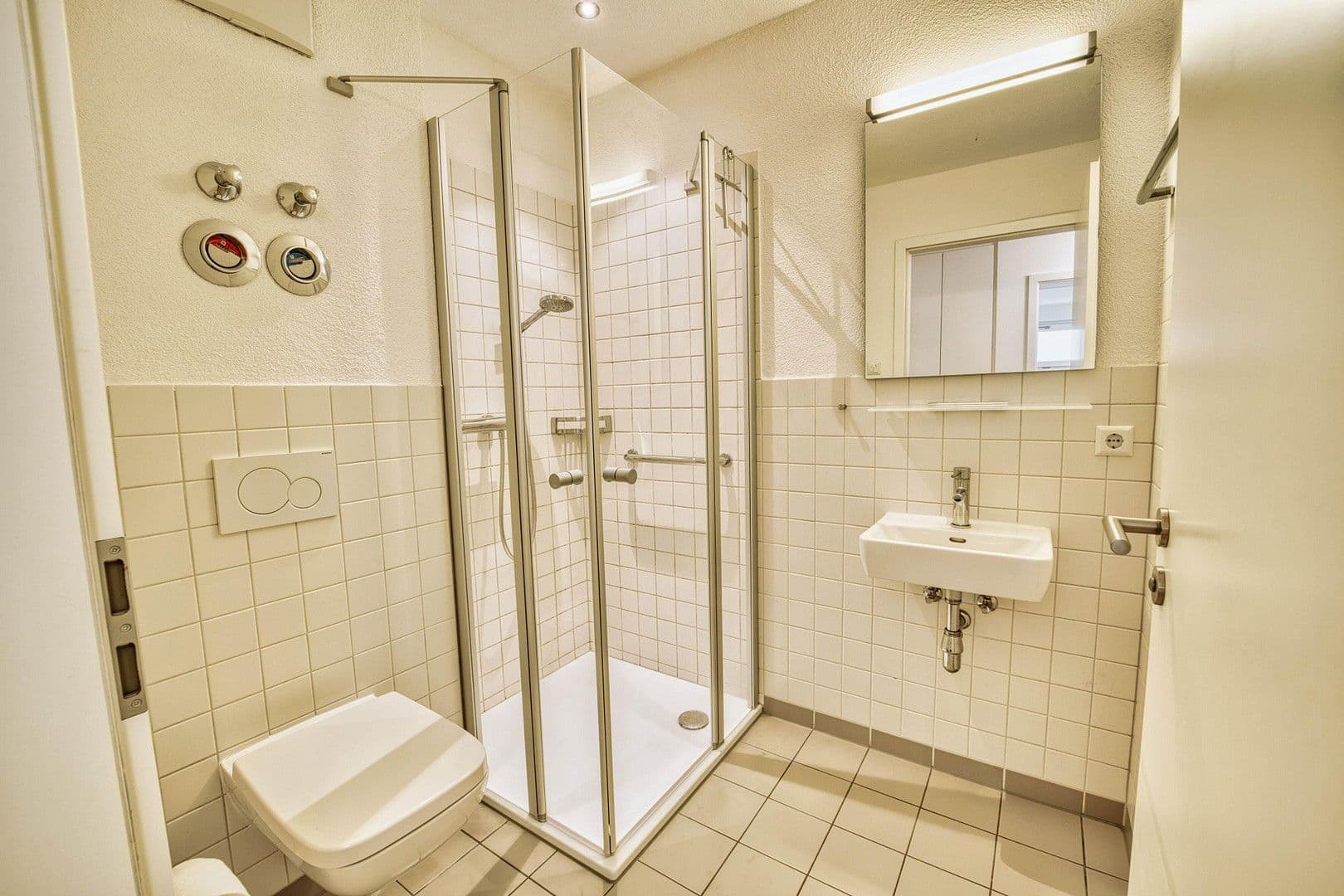 Prodej bytu 2+kk 69 m², Waldshut-Tiengen, Bádensko-Württembersko Prodej bytu 2+kk 69 m², Waldshut-Tiengen, Bádensko-Württembersko