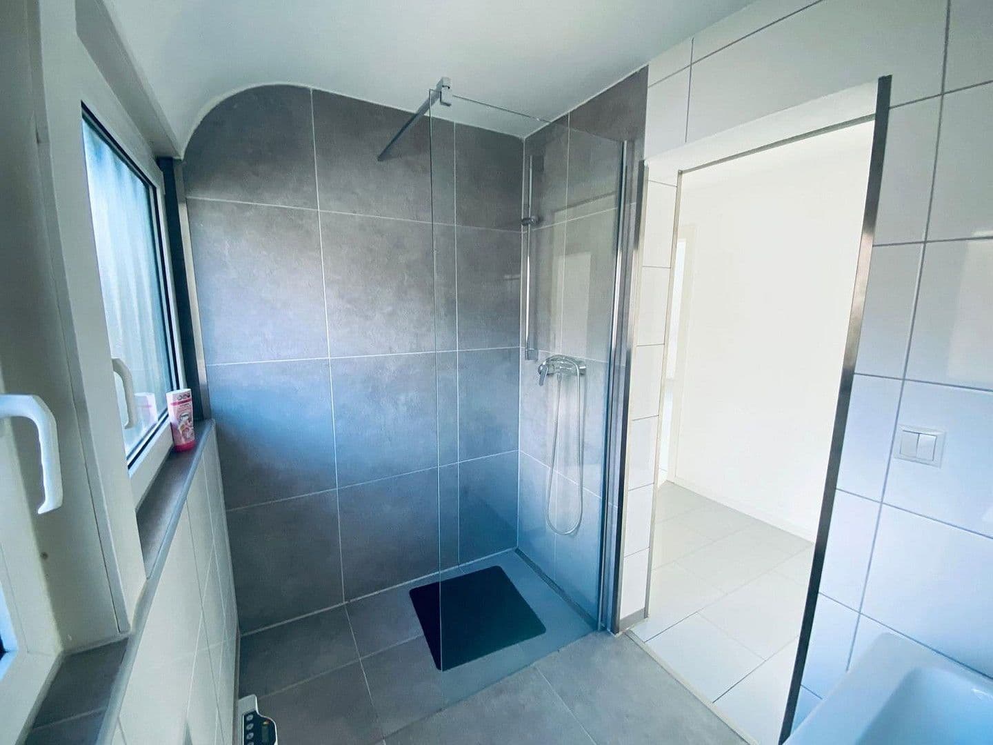 Prodej domu 180 m², pozemek 510 m², Wengertweg25, Aidlingen, Bádensko-Württembersko Prodej domu 180 m², pozemek 510 m², Wengertweg25, Aidlingen, Bádensko-Württembersko