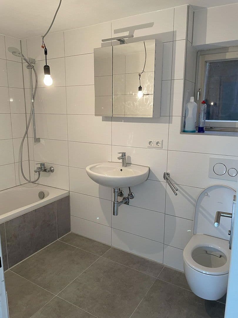 Prodej domu 180 m², pozemek 510 m², Wengertweg25, Aidlingen, Bádensko-Württembersko Prodej domu 180 m², pozemek 510 m², Wengertweg25, Aidlingen, Bádensko-Württembersko