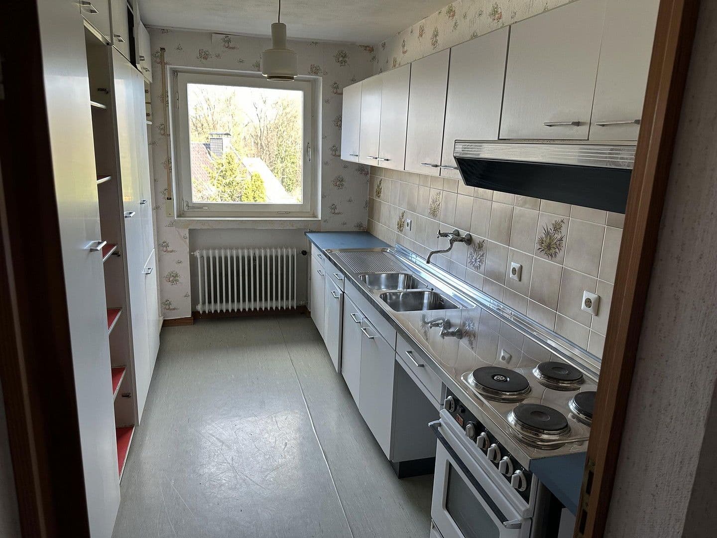 Prodej domu 270 m², pozemek 900 m², Beim Gericht 7, Alfeld (Leine), Dolní Sasko Prodej domu 270 m², pozemek 900 m², Beim Gericht 7, Alfeld (Leine), Dolní Sasko