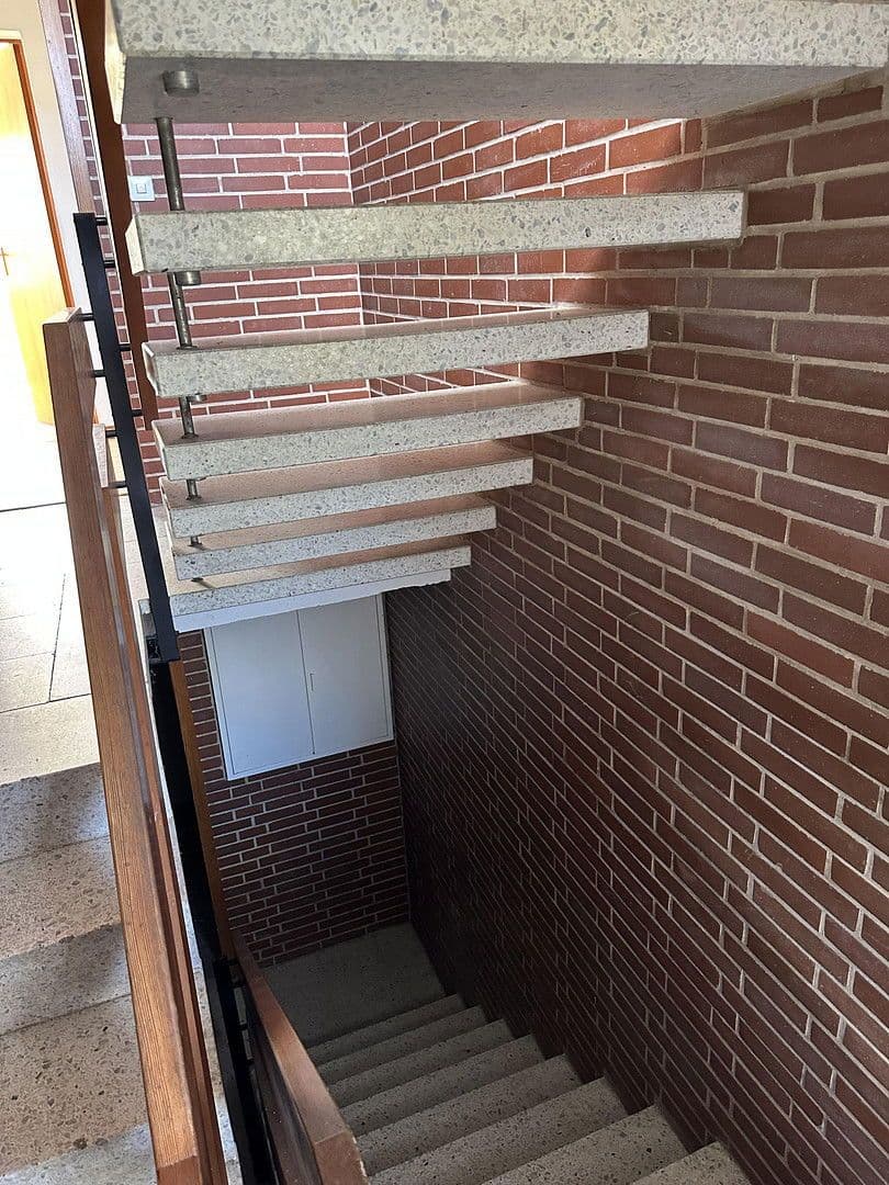 Prodej domu 270 m², pozemek 900 m², Beim Gericht 7, Alfeld (Leine), Dolní Sasko Prodej domu 270 m², pozemek 900 m², Beim Gericht 7, Alfeld (Leine), Dolní Sasko