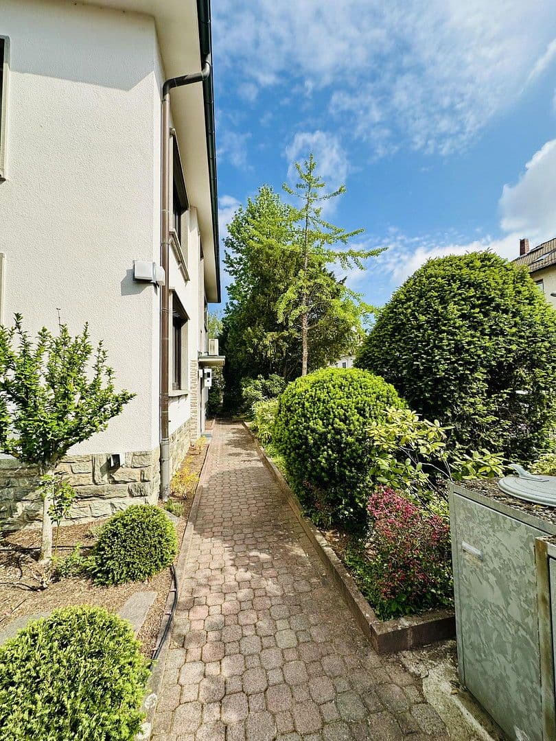 Prodej domu 300 m², pozemek 688 m², Wiesenstraße, Offenbach am Main, Hessen Prodej domu 300 m², pozemek 688 m², Wiesenstraße, Offenbach am Main, Hessen