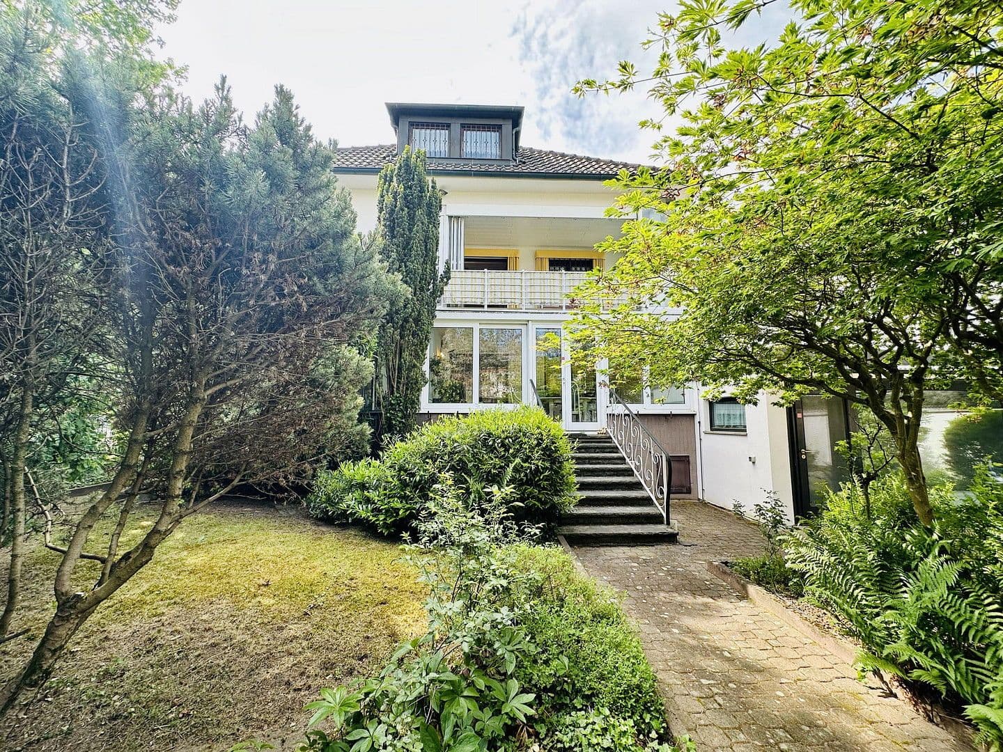 Prodej domu 300 m², pozemek 688 m², Wiesenstraße, Offenbach am Main, Hessen Prodej domu 300 m², pozemek 688 m², Wiesenstraße, Offenbach am Main, Hessen