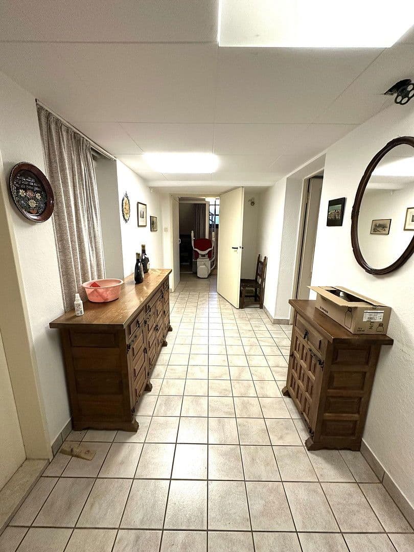 Prodej domu 300 m², pozemek 688 m², Wiesenstraße, Offenbach am Main, Hessen Prodej domu 300 m², pozemek 688 m², Wiesenstraße, Offenbach am Main, Hessen