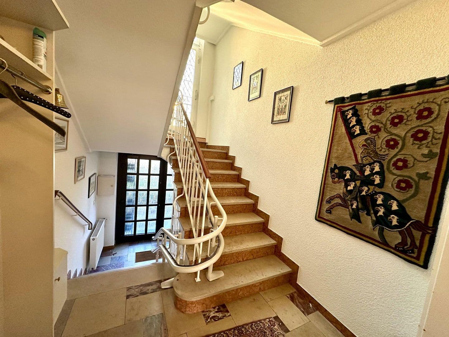 Prodej domu 300 m², pozemek 688 m², Wiesenstraße, Offenbach am Main, Hessen Prodej domu 300 m², pozemek 688 m², Wiesenstraße, Offenbach am Main, Hessen