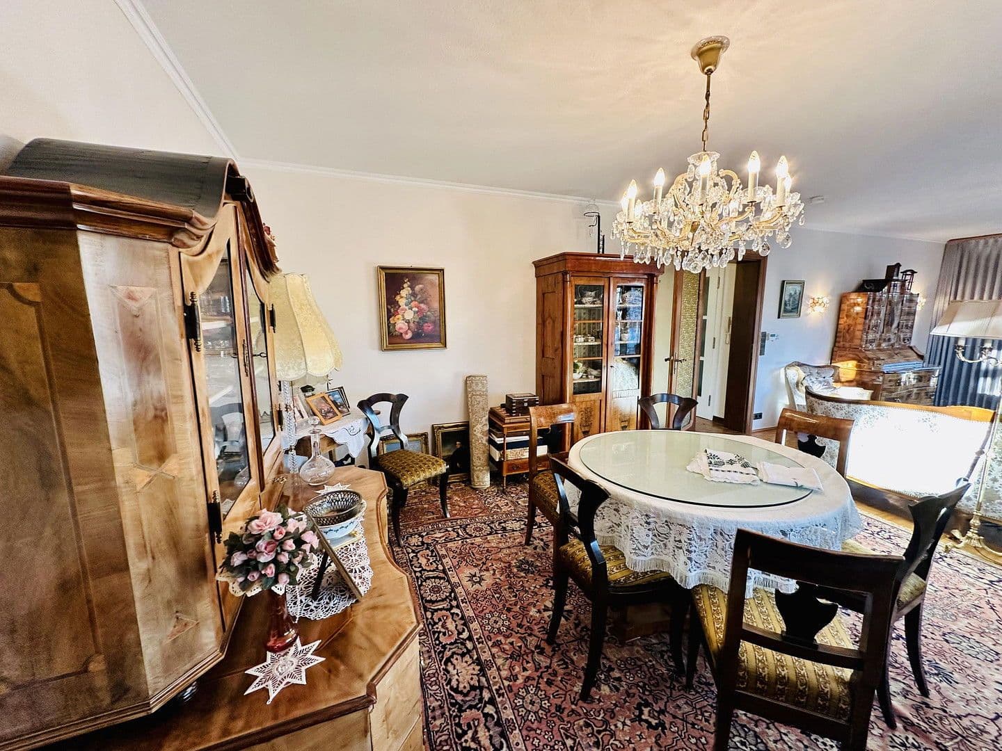 Prodej domu 300 m², pozemek 688 m², Wiesenstraße, Offenbach am Main, Hessen Prodej domu 300 m², pozemek 688 m², Wiesenstraße, Offenbach am Main, Hessen