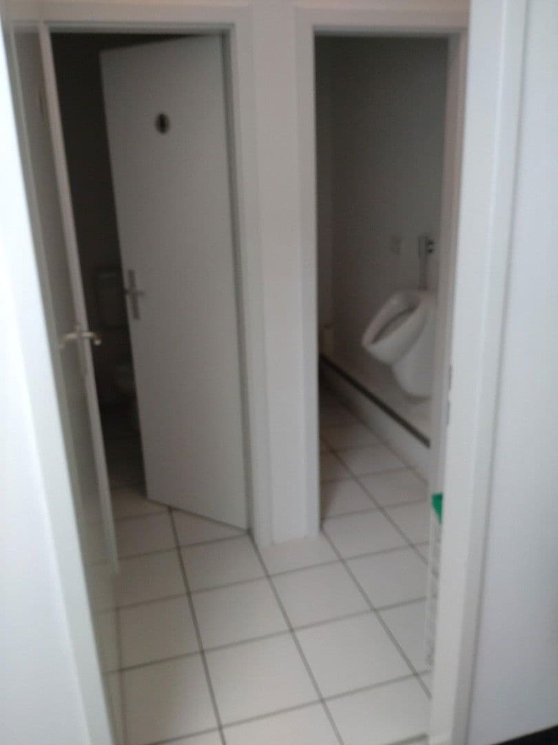 Pronájem kanceláře 174 m², Ziegelstraße 22, Rednitzhembach, Bavorsko Pronájem kanceláře 174 m², Ziegelstraße 22, Rednitzhembach, Bavorsko