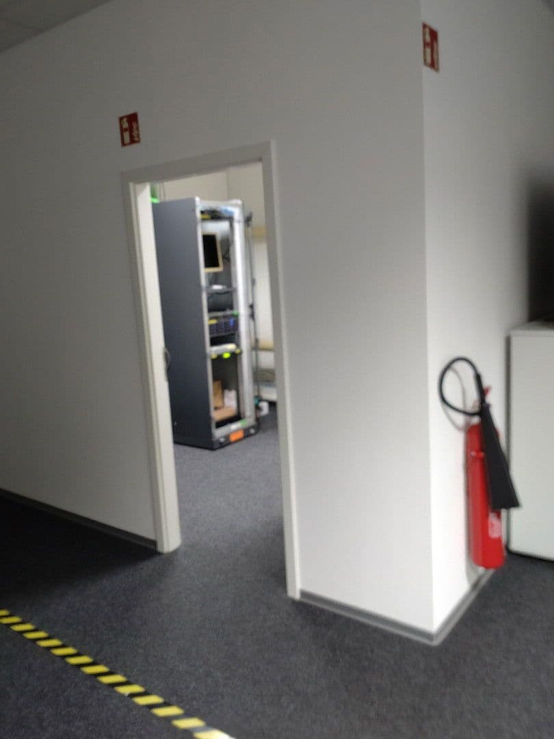 Pronájem kanceláře 174 m², Ziegelstraße 22, Rednitzhembach, Bavorsko Pronájem kanceláře 174 m², Ziegelstraße 22, Rednitzhembach, Bavorsko