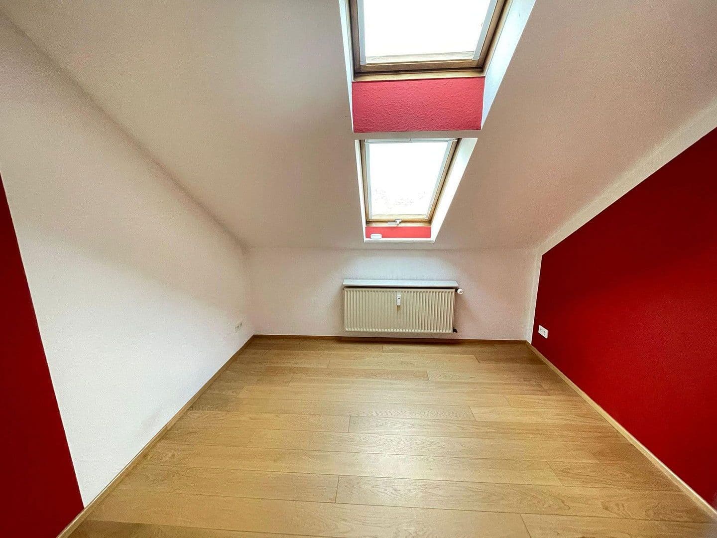 Pronájem bytu 5+1 106 m², Rosdorf, Dolní Sasko Pronájem bytu 5+1 106 m², Rosdorf, Dolní Sasko