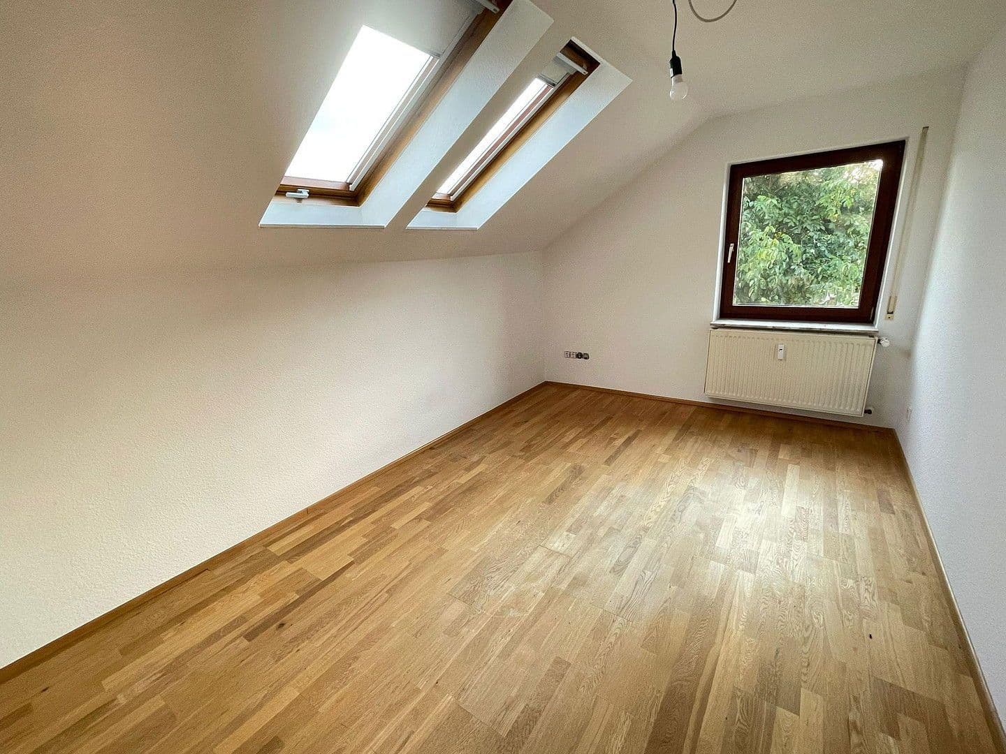 Pronájem bytu 5+1 106 m², Rosdorf, Dolní Sasko Pronájem bytu 5+1 106 m², Rosdorf, Dolní Sasko