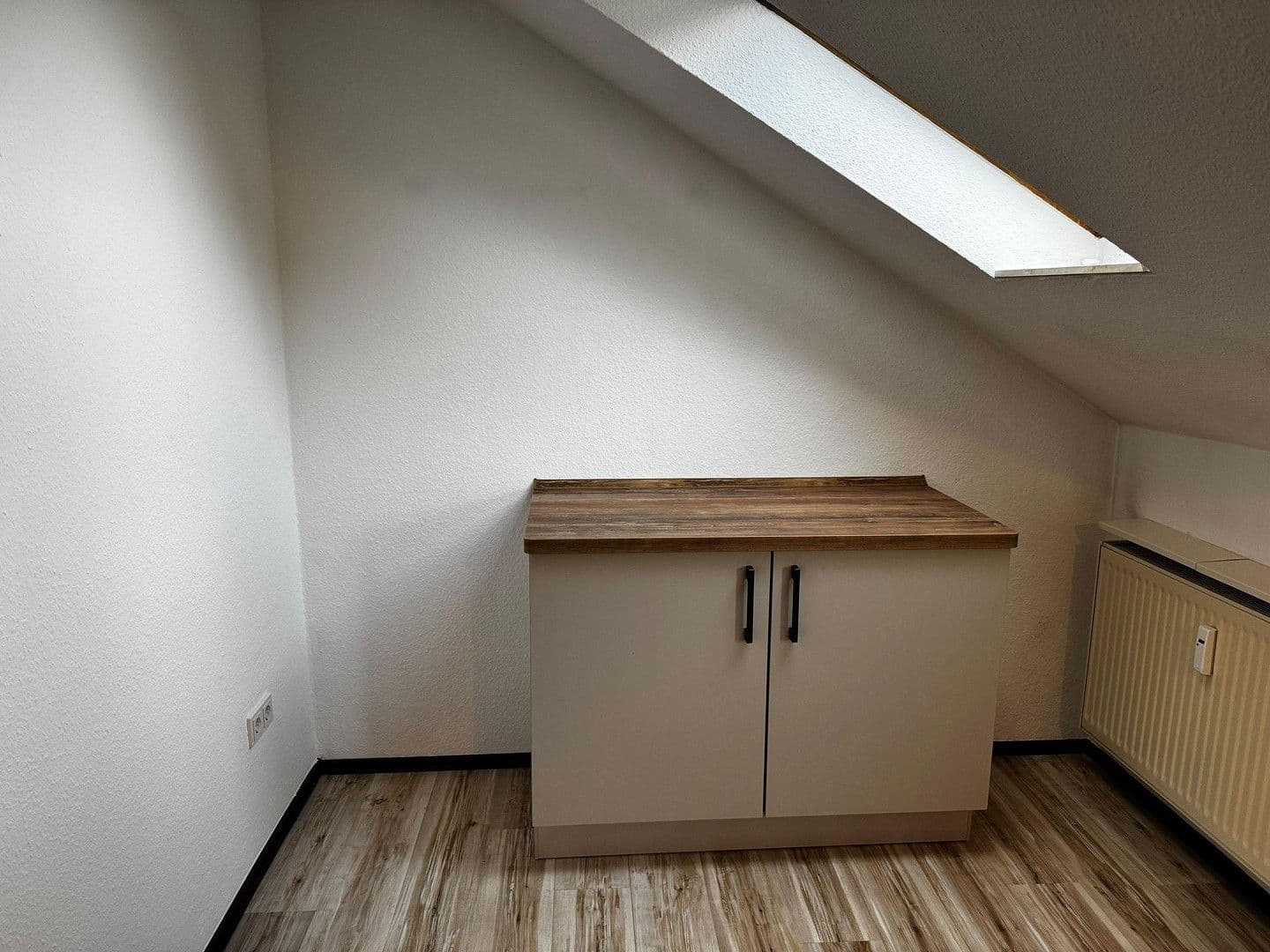 Pronájem bytu 5+1 106 m², Rosdorf, Dolní Sasko Pronájem bytu 5+1 106 m², Rosdorf, Dolní Sasko