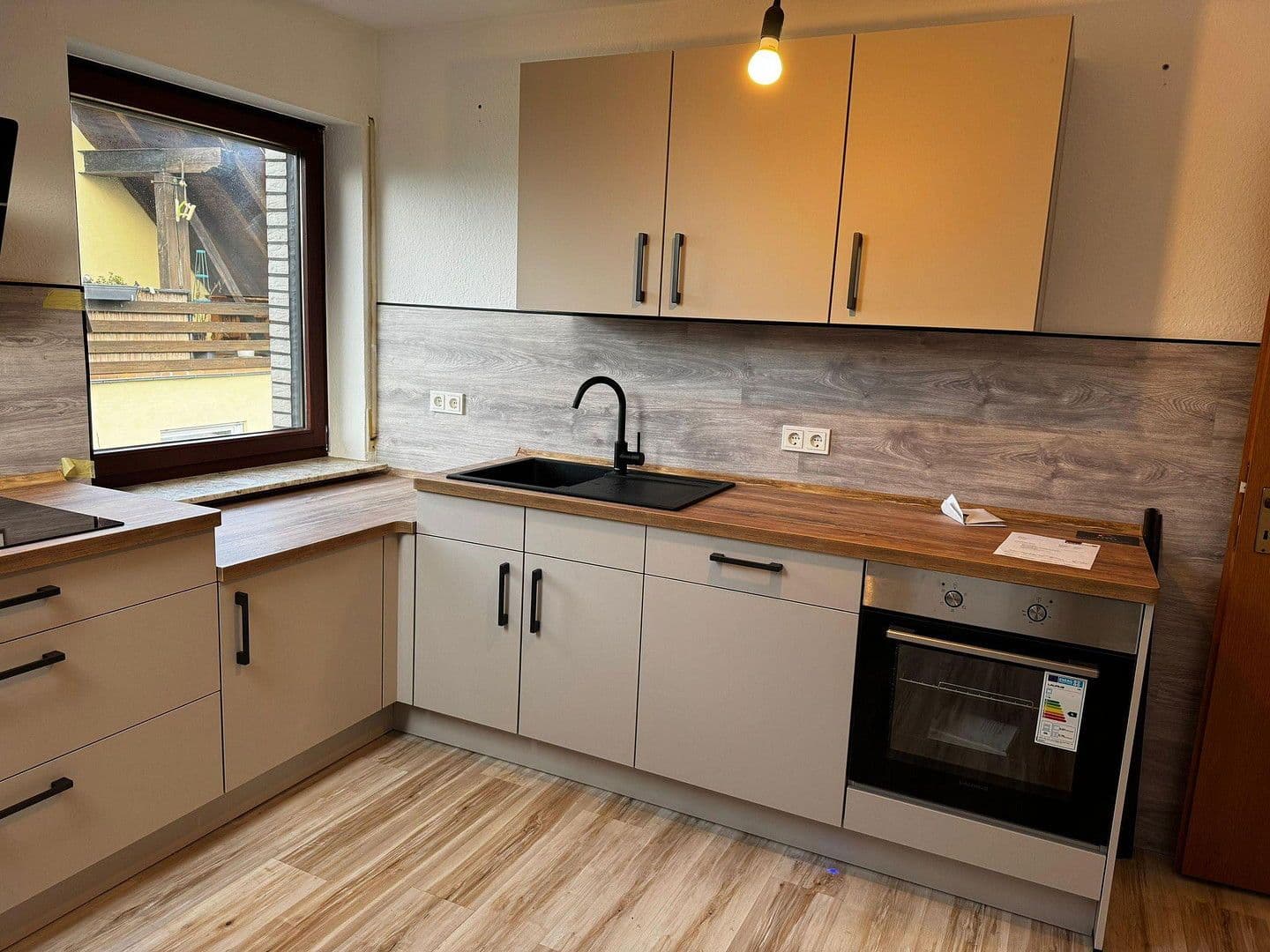 Pronájem bytu 5+1 106 m², Rosdorf, Dolní Sasko Pronájem bytu 5+1 106 m², Rosdorf, Dolní Sasko