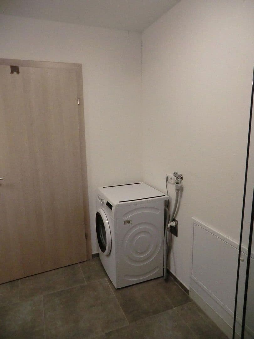 Pronájem bytu 2+1 60 m², Neuhaus am Inn, Bavorsko Pronájem bytu 2+1 60 m², Neuhaus am Inn, Bavorsko