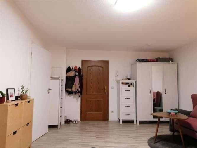 Pronájem bytu 1+1 33 m², Rochlitzstraße 67, Leipzig, Sasko Pronájem bytu 1+1 33 m², Rochlitzstraße 67, Leipzig, Sasko