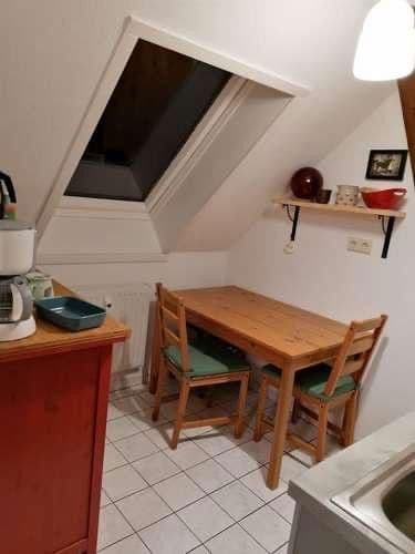 Pronájem bytu 1+1 33 m², Rochlitzstraße 67, Leipzig, Sasko Pronájem bytu 1+1 33 m², Rochlitzstraße 67, Leipzig, Sasko