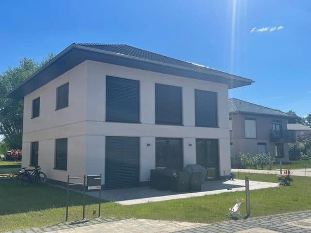 Pronájem bytu 4+1 89 m², Berlin, Berlín Pronájem bytu 4+1 89 m², Berlin, Berlín