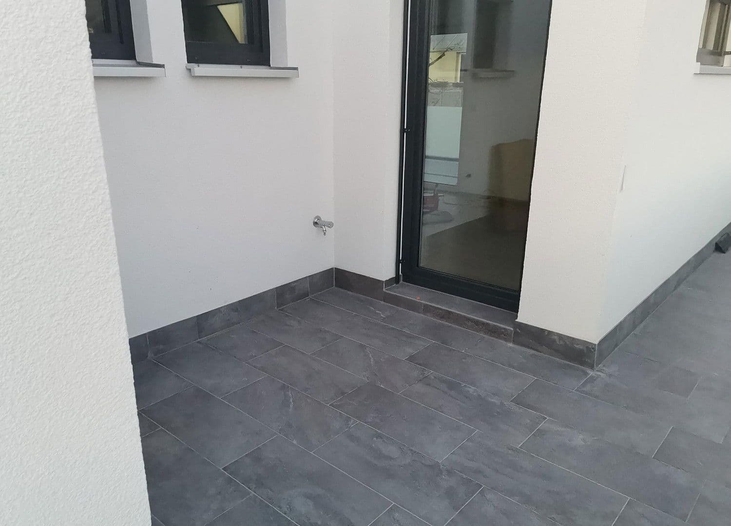 Pronájem bytu 2+1 57 m², Schwabacher Strasse /Südstadt, Fürth, Bavorsko Pronájem bytu 2+1 57 m², Schwabacher Strasse /Südstadt, Fürth, Bavorsko