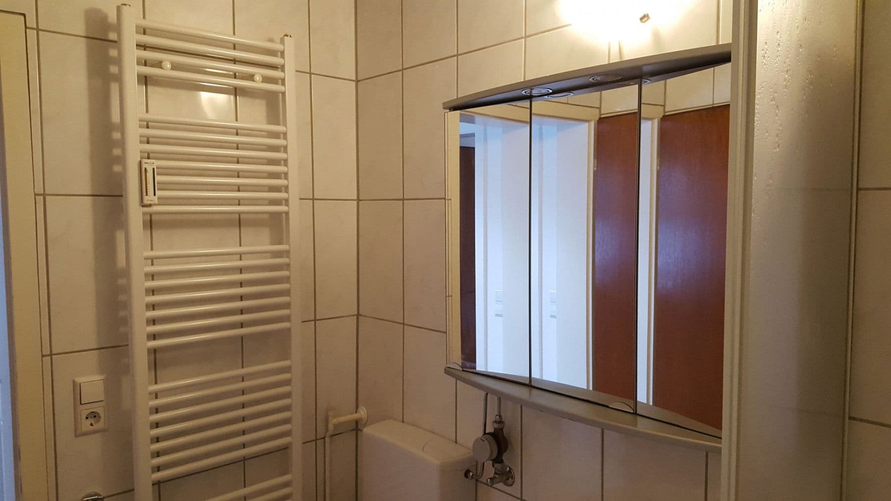 Pronájem bytu 1+1 24 m², Großbettlingen, Bádensko-Württembersko Pronájem bytu 1+1 24 m², Großbettlingen, Bádensko-Württembersko