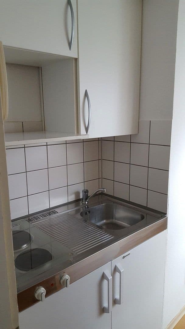 Pronájem bytu 1+1 24 m², Großbettlingen, Bádensko-Württembersko Pronájem bytu 1+1 24 m², Großbettlingen, Bádensko-Württembersko