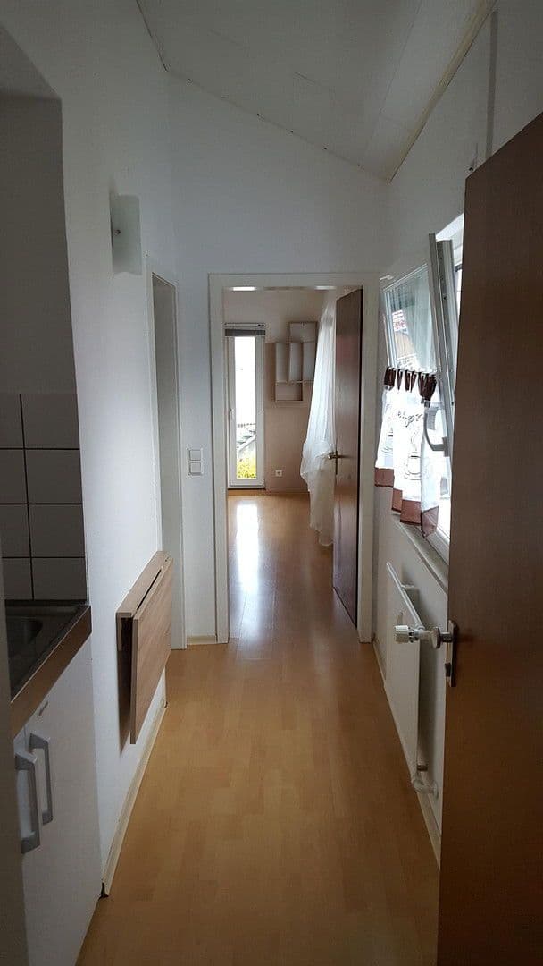 Pronájem bytu 1+1 24 m², Großbettlingen, Bádensko-Württembersko Pronájem bytu 1+1 24 m², Großbettlingen, Bádensko-Württembersko