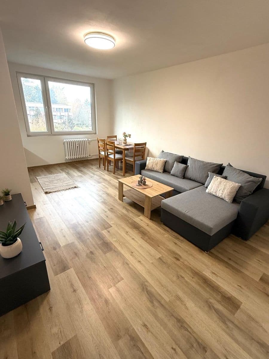 Prodej bytu 2+kk 47 m², Čechovská, Příbram, Středočeský kraj Prodej bytu 2+kk 47 m², Čechovská, Příbram, Středočeský kraj