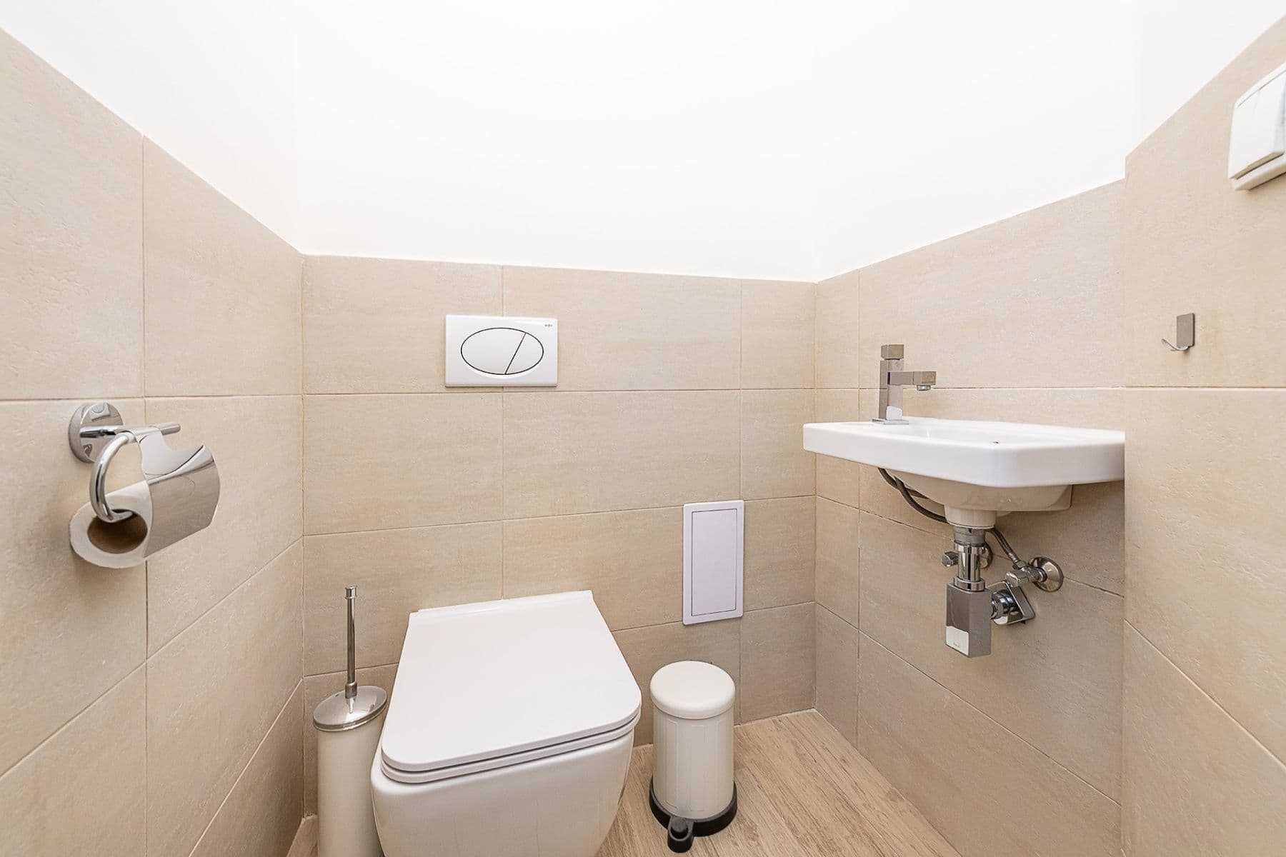 Prodej bytu 4+kk 117 m², Chodská, Praha, Praha Prodej bytu 4+kk 117 m², Chodská, Praha, Praha