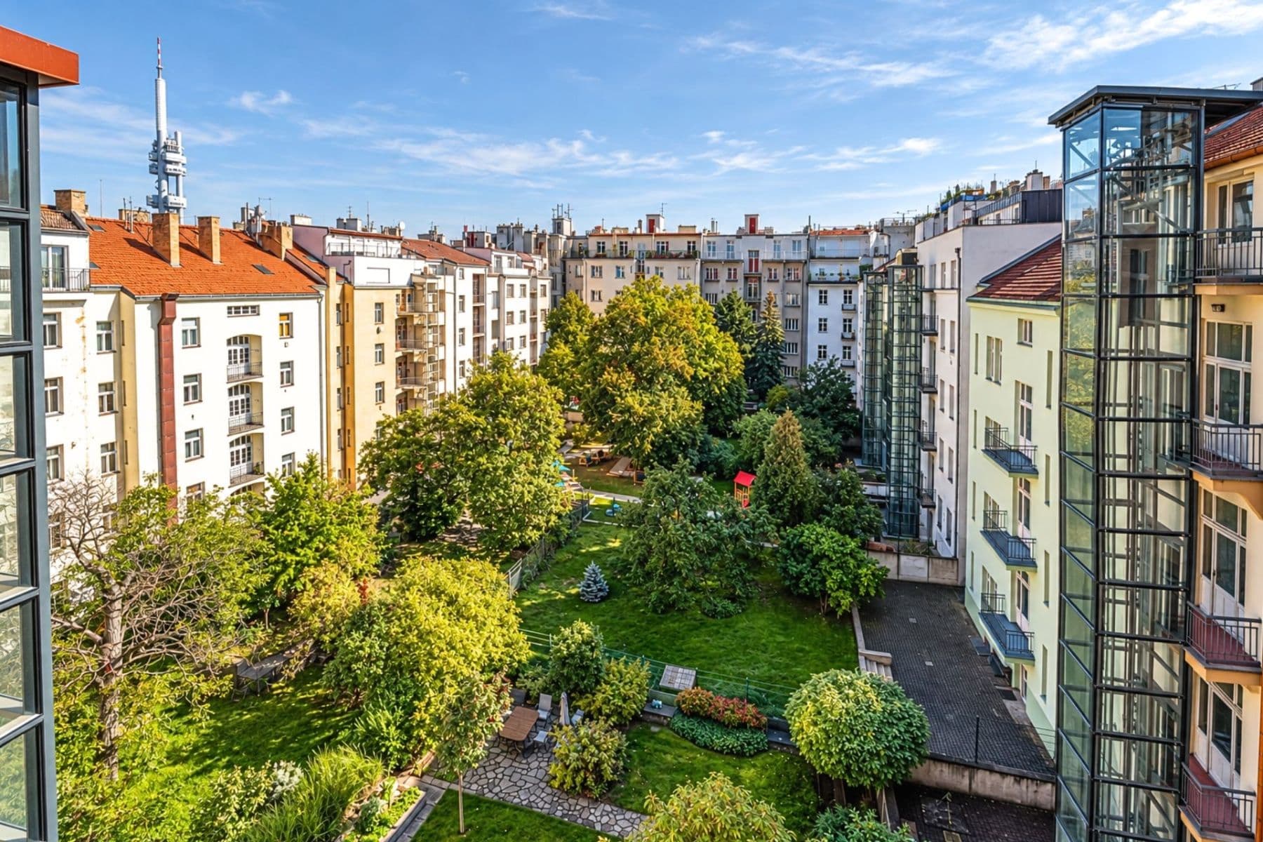 Prodej bytu 3+1 117 m², Chodská, Praha, Praha Prodej bytu 3+1 117 m², Chodská, Praha, Praha