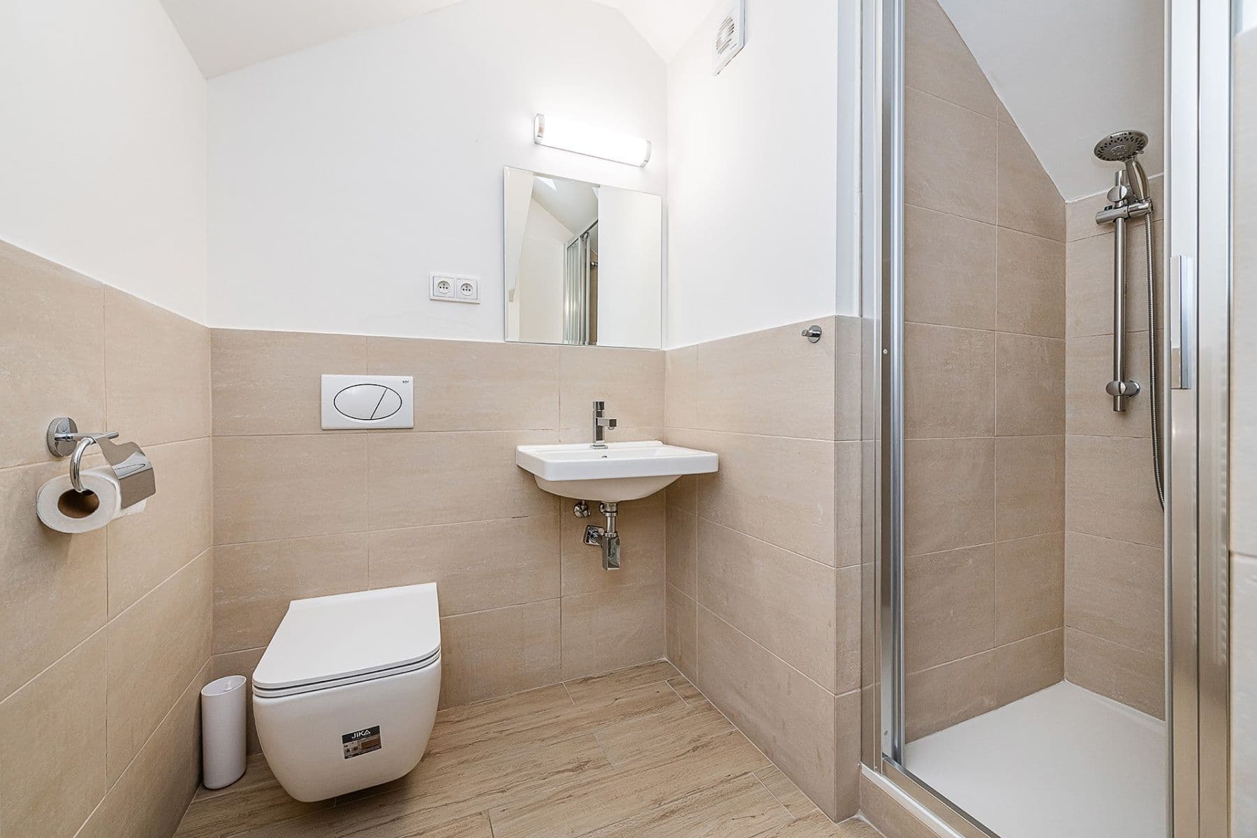 Prodej bytu 5+kk 139 m², Chodská, Praha, Praha Prodej bytu 5+kk 139 m², Chodská, Praha, Praha