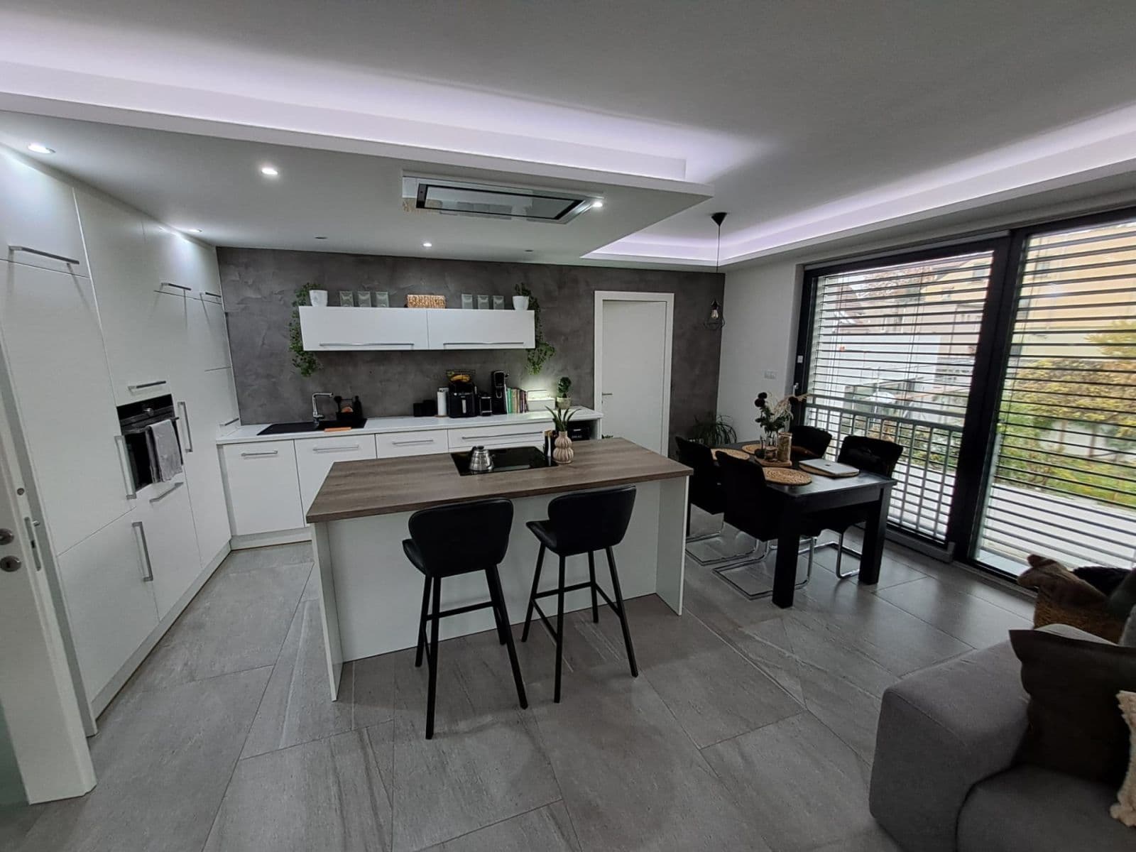 Pronájem bytu 2+kk 80 m², Marvanova, Praha, Praha Pronájem bytu 2+kk 80 m², Marvanova, Praha, Praha