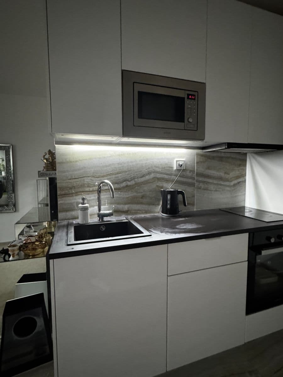 Pronájem bytu 1+kk 46 m², Poděbradská, Praha, Praha Pronájem bytu 1+kk 46 m², Poděbradská, Praha, Praha