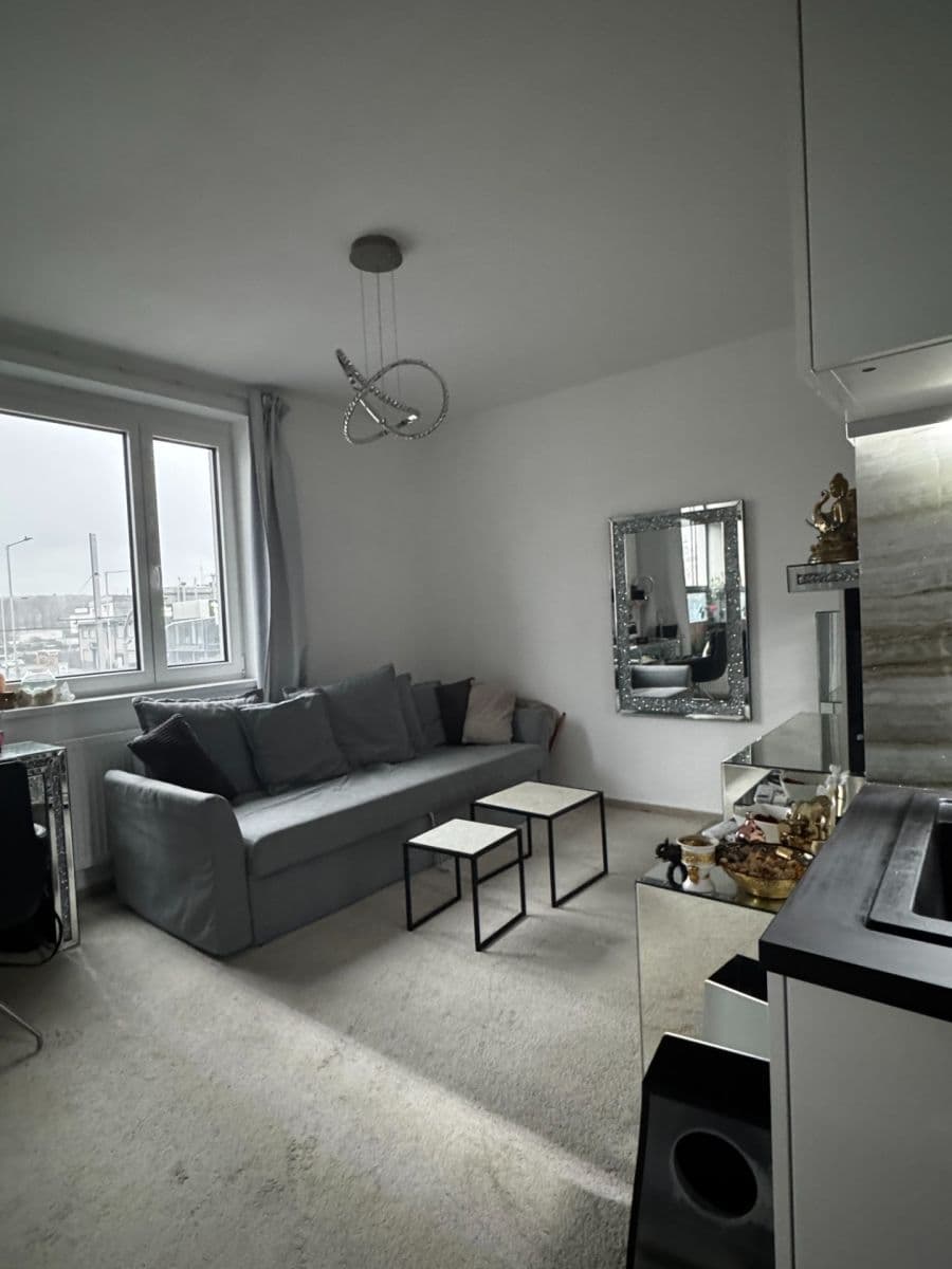 Pronájem bytu 1+kk 46 m², Poděbradská, Praha, Praha Pronájem bytu 1+kk 46 m², Poděbradská, Praha, Praha