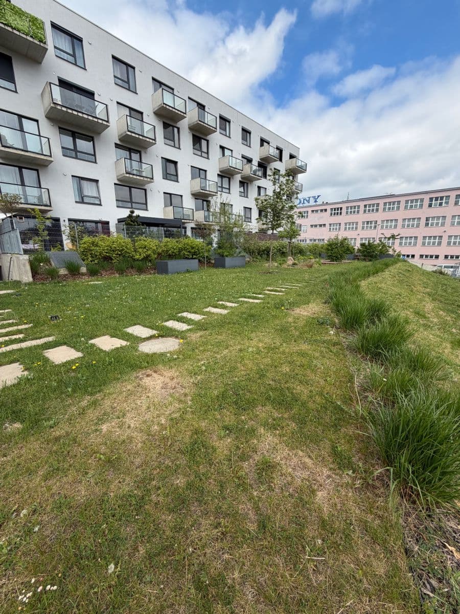 Pronájem bytu 1+kk 46 m², Poděbradská, Praha, Praha Pronájem bytu 1+kk 46 m², Poděbradská, Praha, Praha