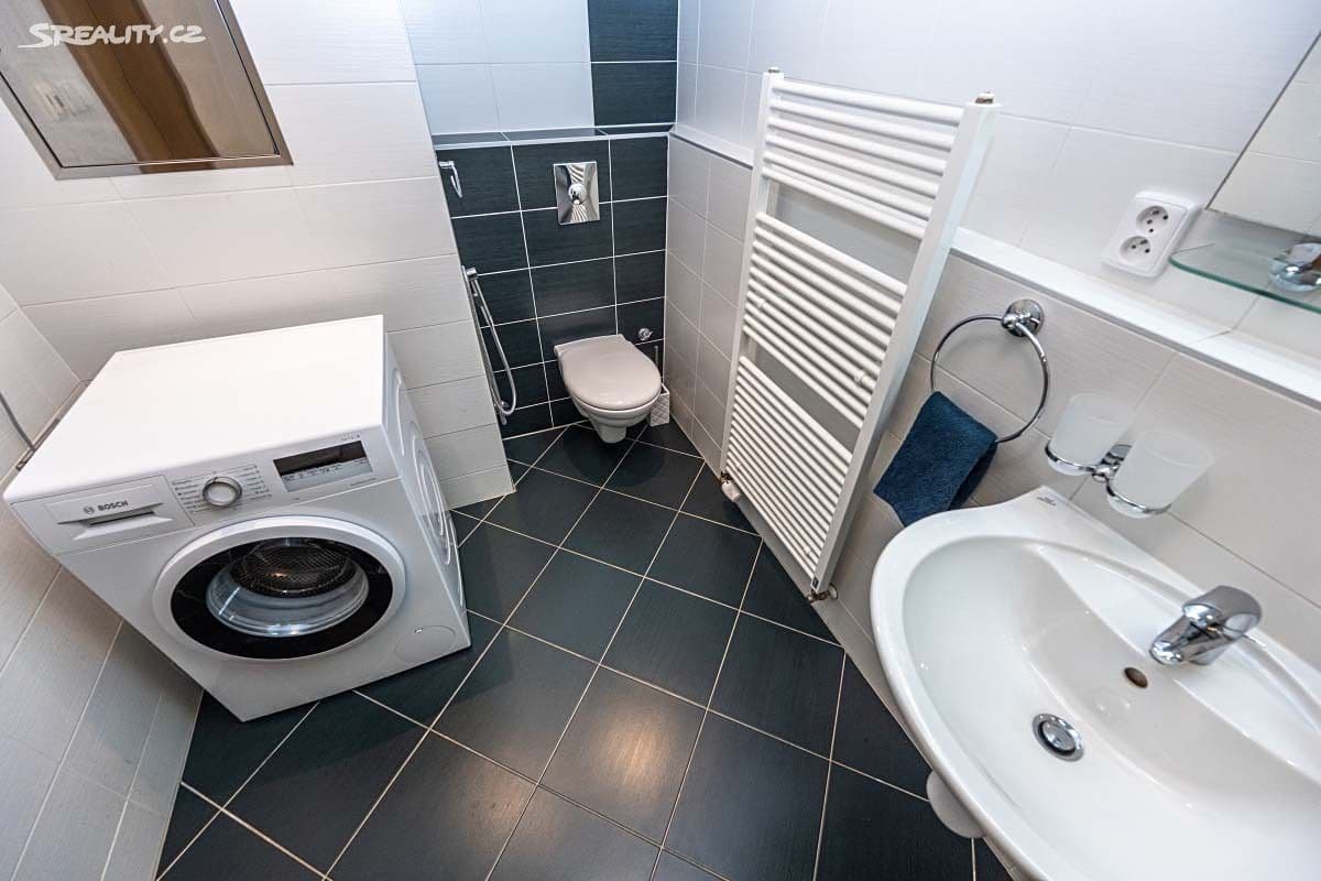 Pronájem bytu 2+kk 67 m², Švejcarovo náměstí, Praha, Praha Pronájem bytu 2+kk 67 m², Švejcarovo náměstí, Praha, Praha