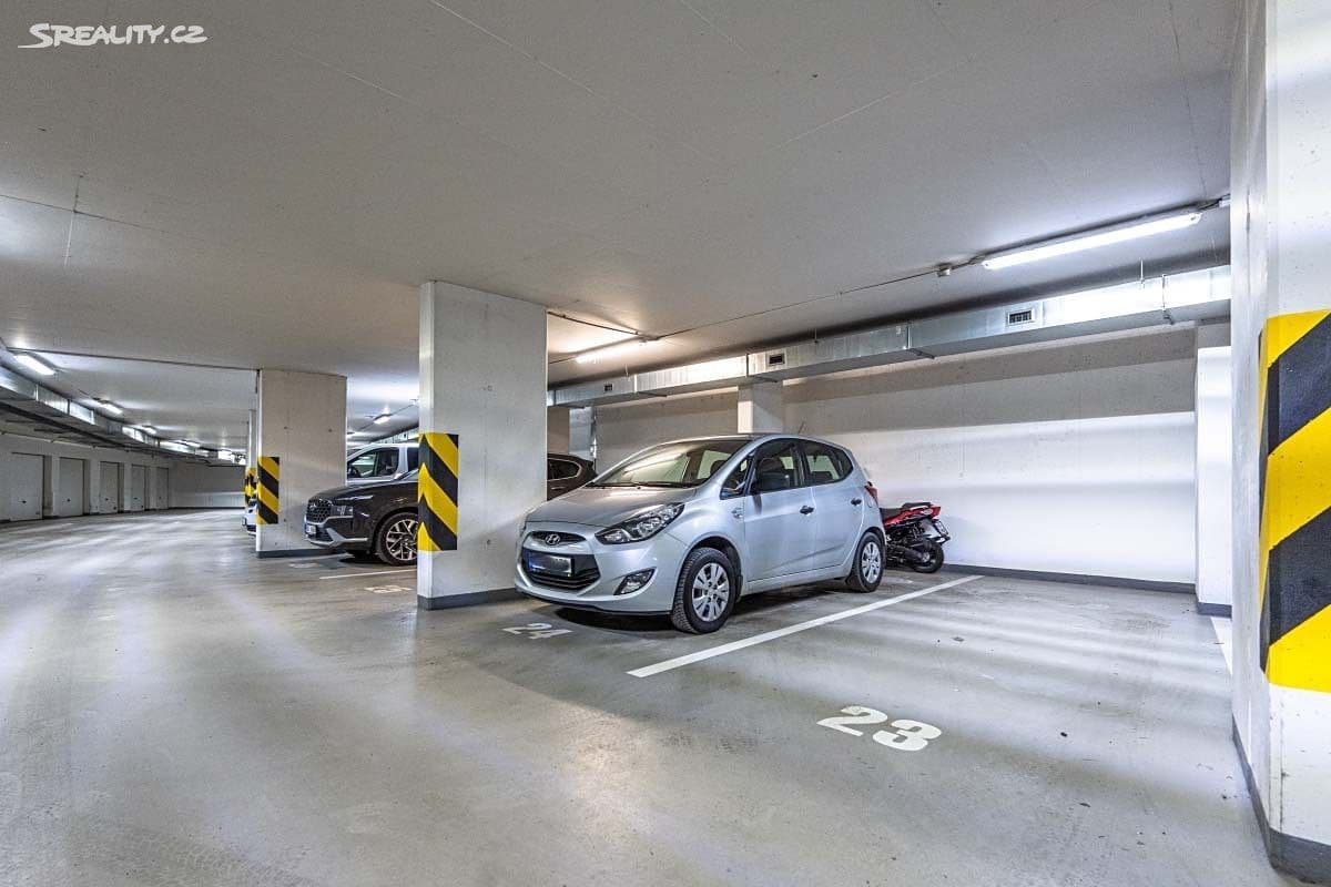 Pronájem bytu 2+kk 67 m², Švejcarovo náměstí, Praha, Praha Pronájem bytu 2+kk 67 m², Švejcarovo náměstí, Praha, Praha