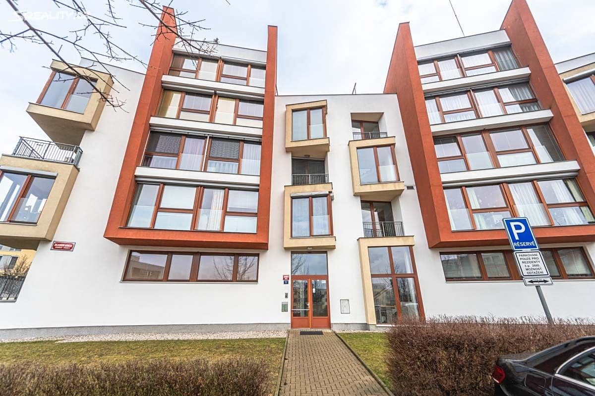 Pronájem bytu 2+kk 67 m², Švejcarovo náměstí, Praha, Praha Pronájem bytu 2+kk 67 m², Švejcarovo náměstí, Praha, Praha