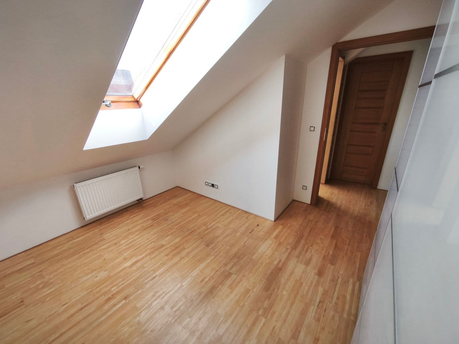 Pronájem bytu 3+kk 64 m², Sobínská, Praha, Praha Pronájem bytu 3+kk 64 m², Sobínská, Praha, Praha