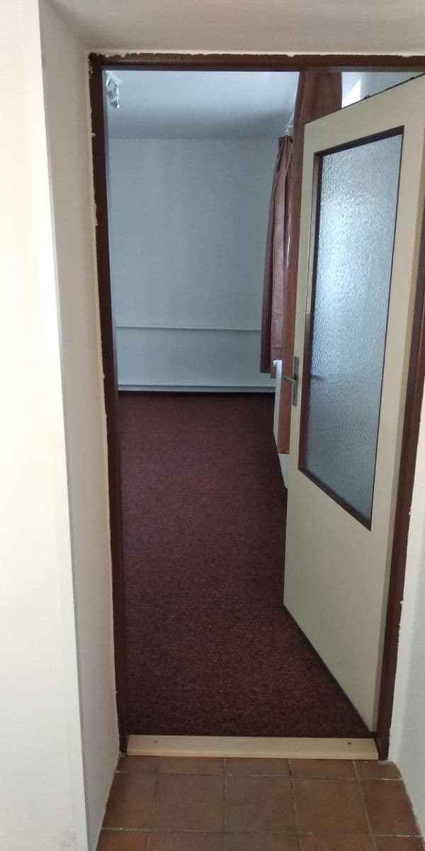 Pronájem bytu 1+kk 42 m², Rápošovská, Praha, Praha Pronájem bytu 1+kk 42 m², Rápošovská, Praha, Praha