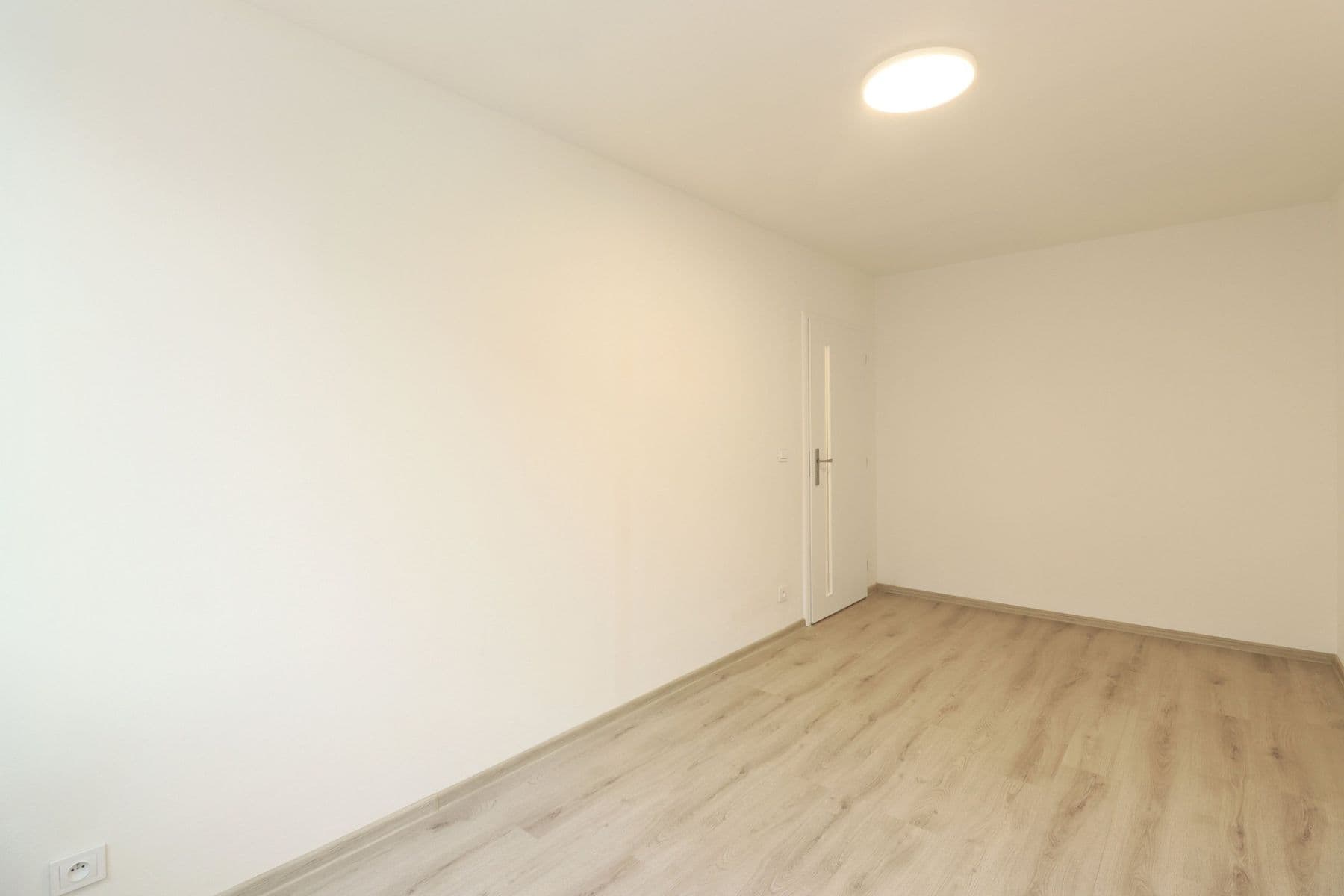 Pronájem bytu 3+kk 72 m², Borovanského, Praha, Praha Pronájem bytu 3+kk 72 m², Borovanského, Praha, Praha