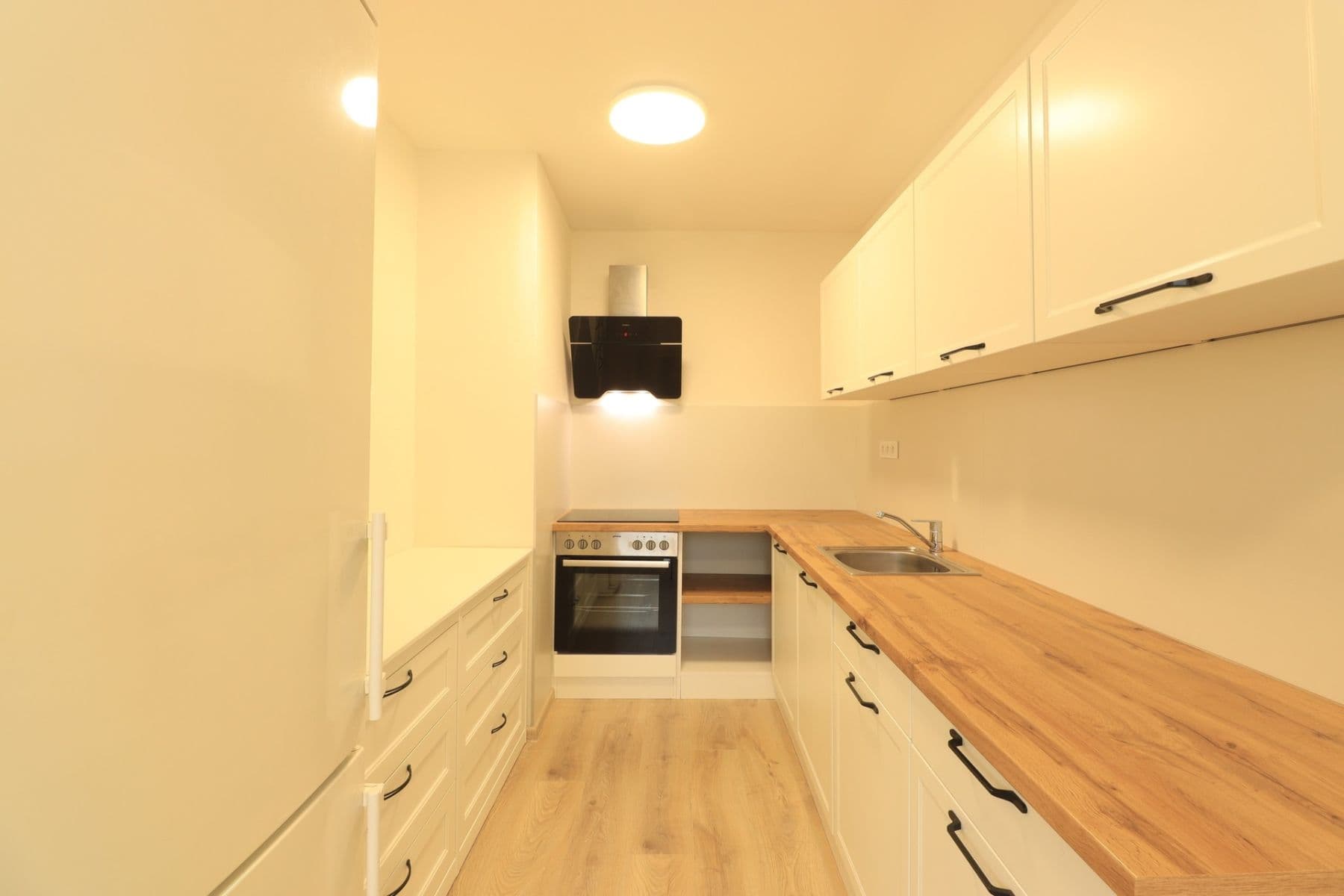 Pronájem bytu 3+kk 72 m², Borovanského, Praha, Praha Pronájem bytu 3+kk 72 m², Borovanského, Praha, Praha