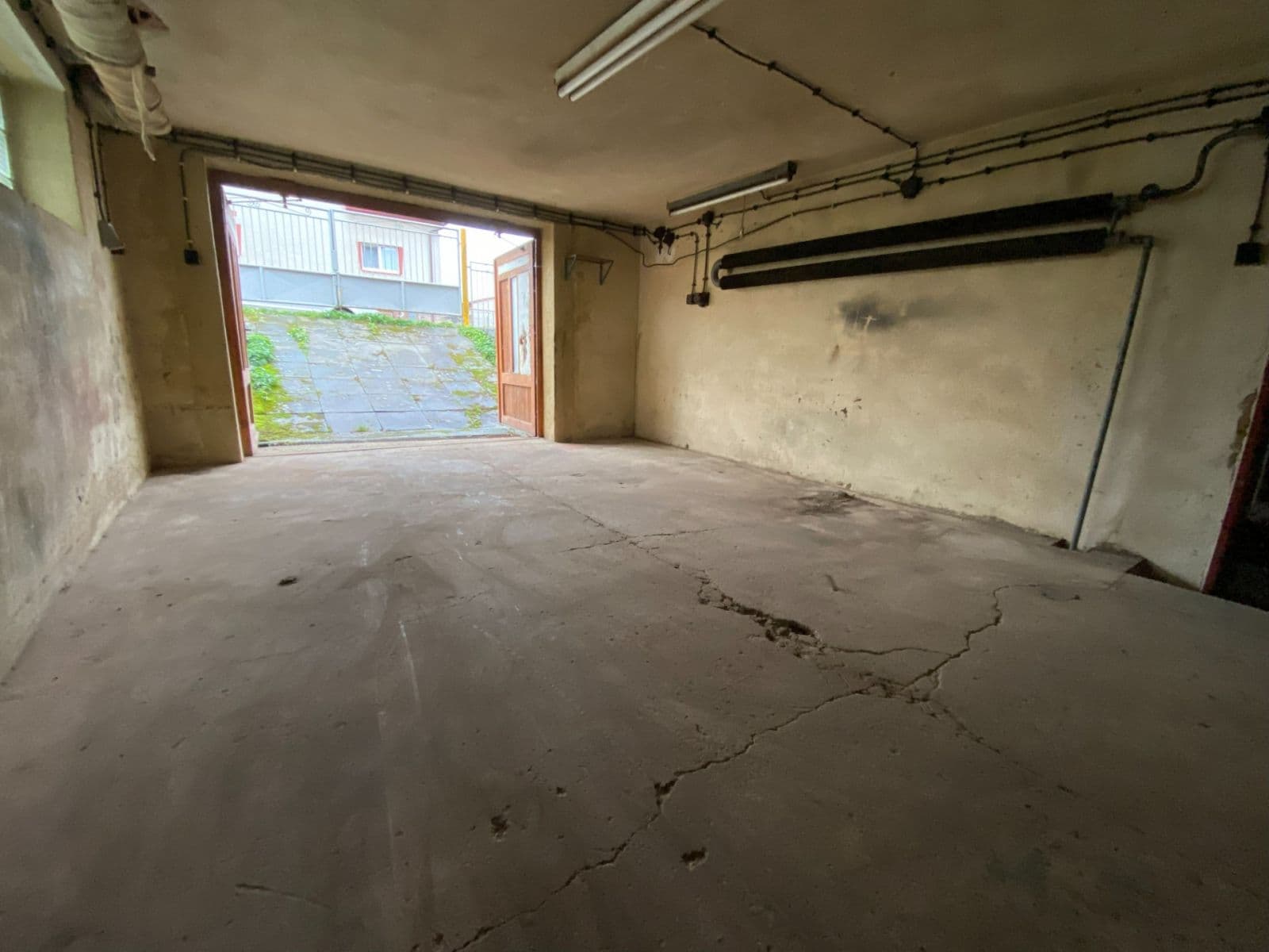 Prodej domu 340 m², pozemek 652 m², Pod Česačkou, Krušovice, Středočeský kraj Prodej domu 340 m², pozemek 652 m², Pod Česačkou, Krušovice, Středočeský kraj