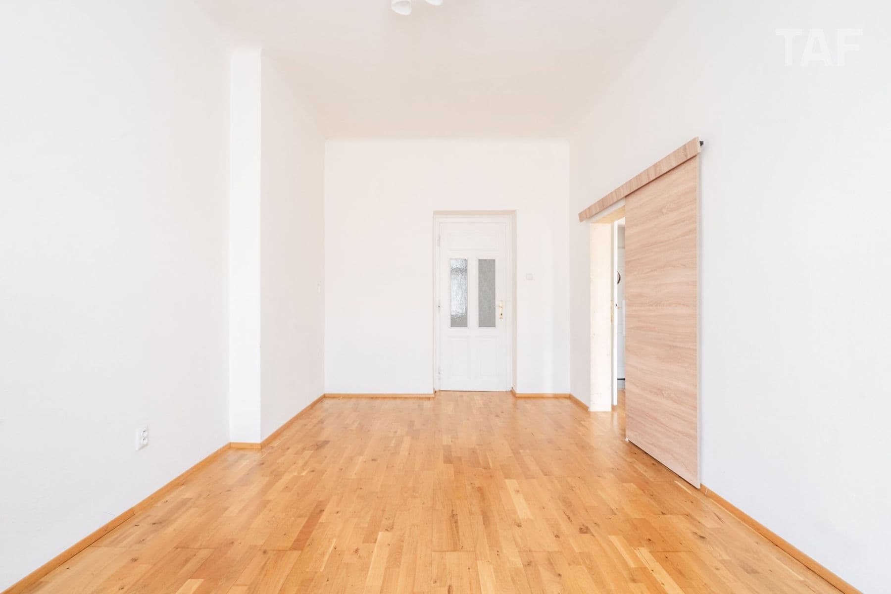 Prodej bytu 2+kk 43 m², Lucemburská, Praha, Praha Prodej bytu 2+kk 43 m², Lucemburská, Praha, Praha
