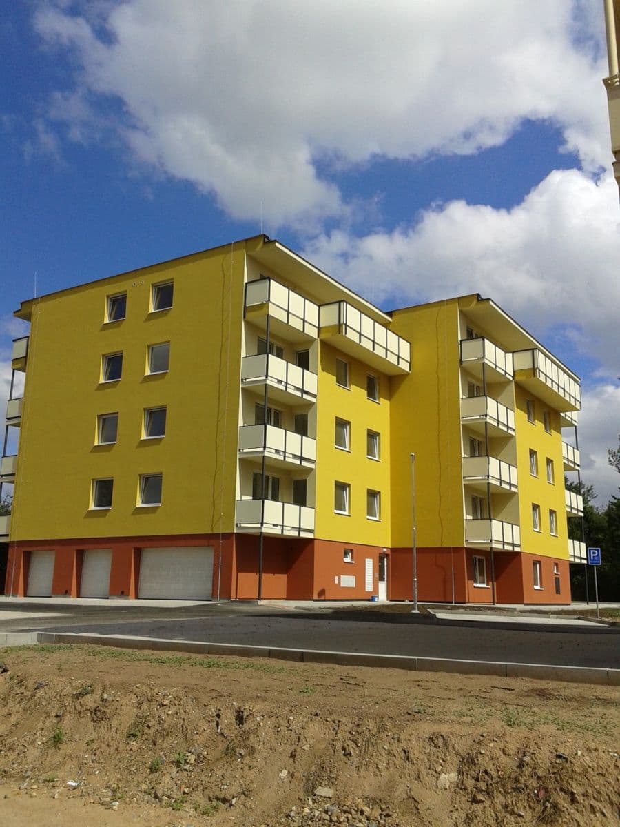 Pronájem bytu 1+1 38 m², Dukelských hrdinů, Rakovník, Středočeský kraj Pronájem bytu 1+1 38 m², Dukelských hrdinů, Rakovník, Středočeský kraj