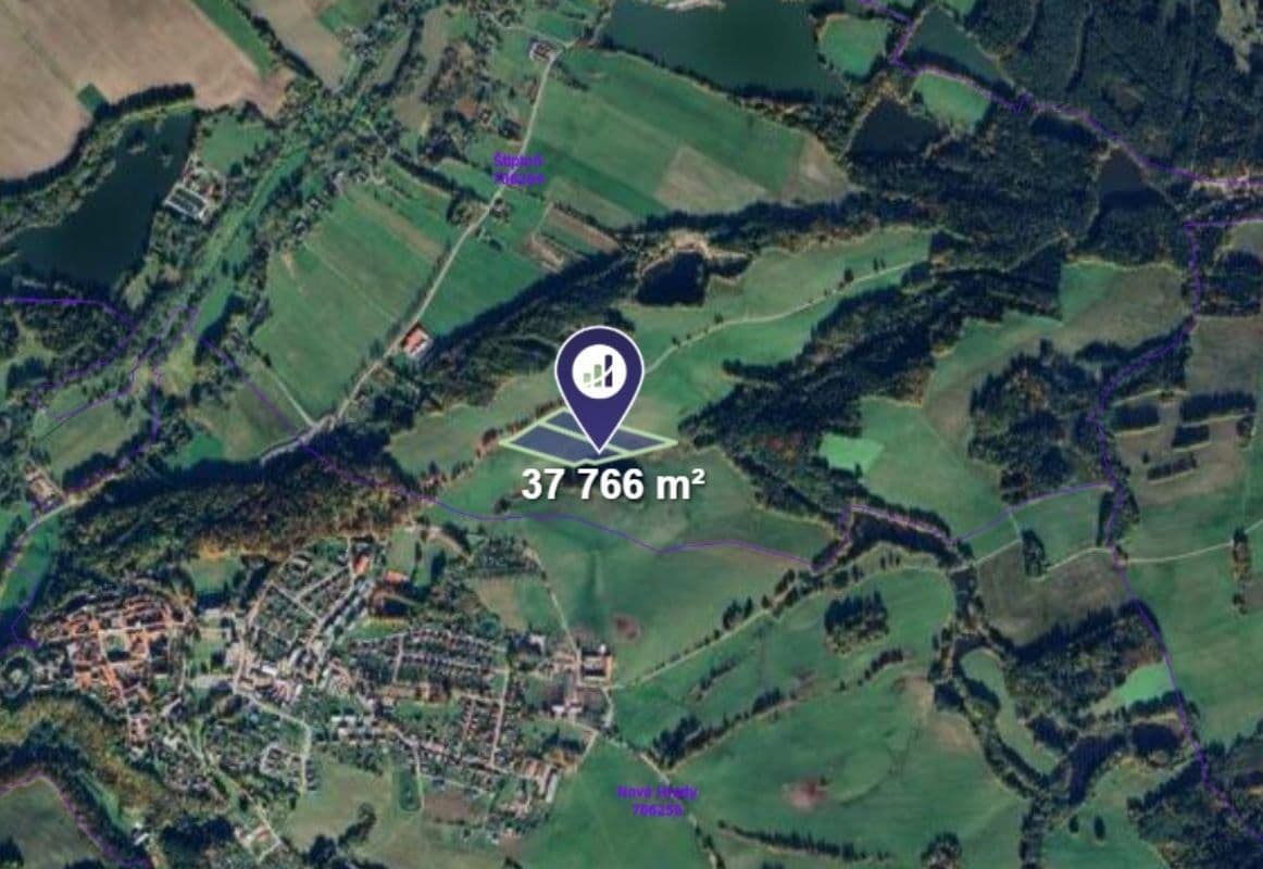 Prodej pozemku 3.493 m², Nové Hrady, Jihočeský kraj Prodej pozemku 3.493 m², Nové Hrady, Jihočeský kraj