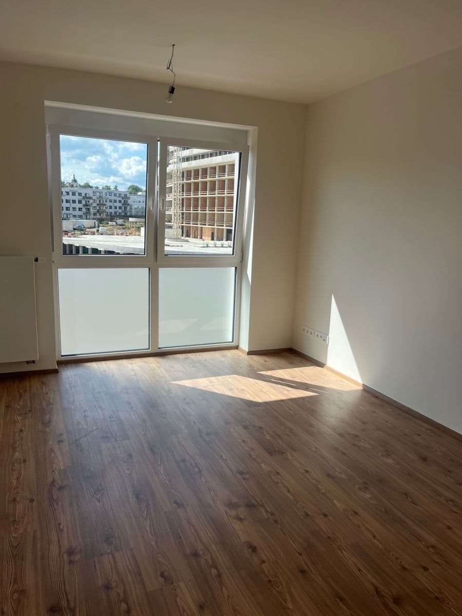 Pronájem bytu 2+kk 43 m², Pšeničná, Hořovice, Středočeský kraj Pronájem bytu 2+kk 43 m², Pšeničná, Hořovice, Středočeský kraj