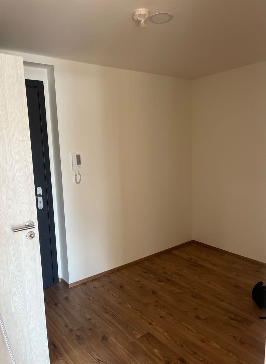 Pronájem bytu 2+kk 43 m², Pšeničná, Hořovice, Středočeský kraj Pronájem bytu 2+kk 43 m², Pšeničná, Hořovice, Středočeský kraj