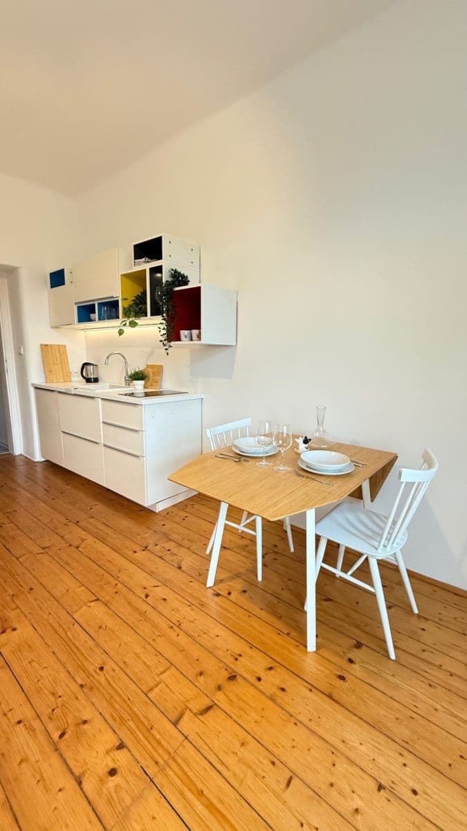 Pronájem bytu 1+kk 27 m², Gabčíkova, Praha, Praha Pronájem bytu 1+kk 27 m², Gabčíkova, Praha, Praha