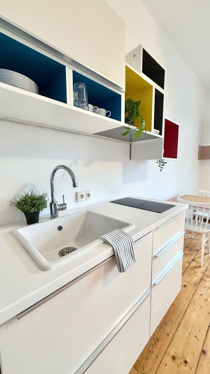 Pronájem bytu 1+kk 27 m², Gabčíkova, Praha, Praha Pronájem bytu 1+kk 27 m², Gabčíkova, Praha, Praha