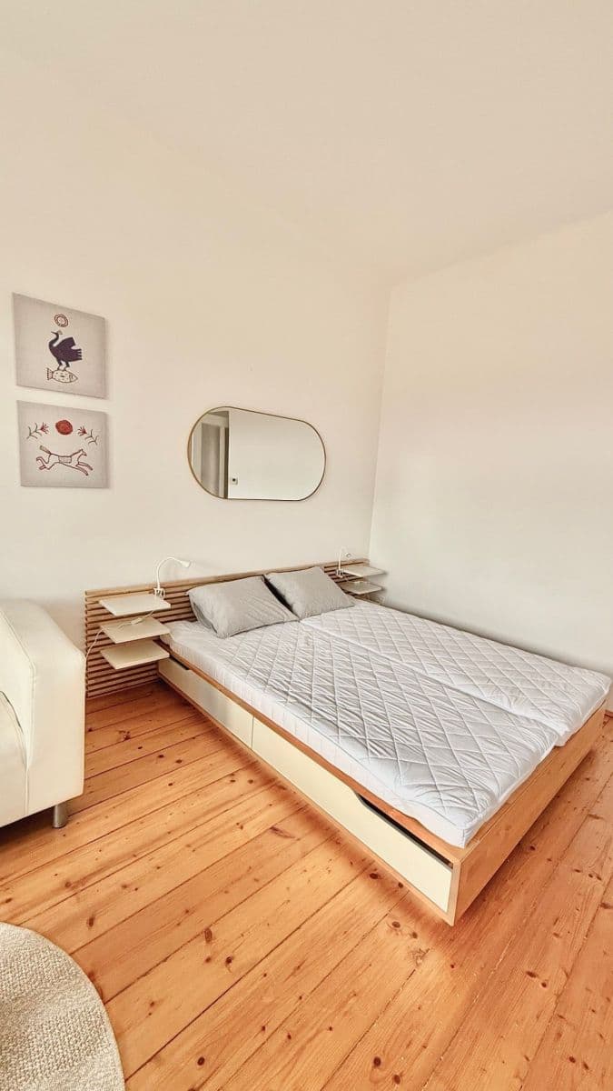 Pronájem bytu 1+kk 27 m², Gabčíkova, Praha, Praha Pronájem bytu 1+kk 27 m², Gabčíkova, Praha, Praha