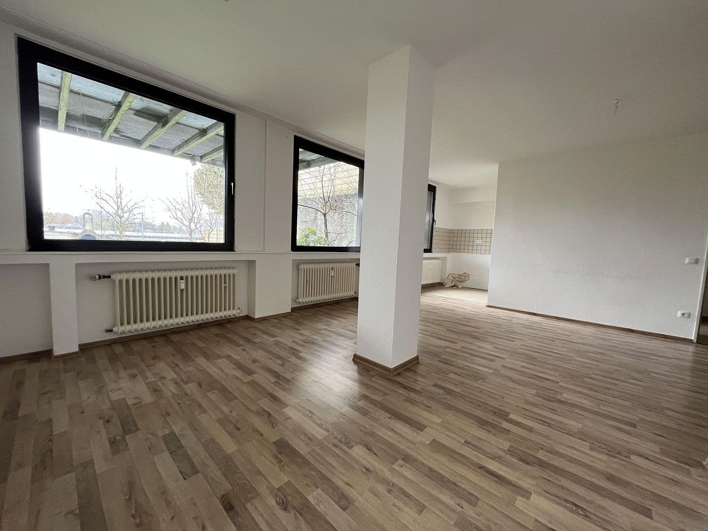 Pronájem bytu 2+1 80 m², Unter St. Clemens 28, Solingen, Severní Porýní-Vestfálsko Pronájem bytu 2+1 80 m², Unter St. Clemens 28, Solingen, Severní Porýní-Vestfálsko