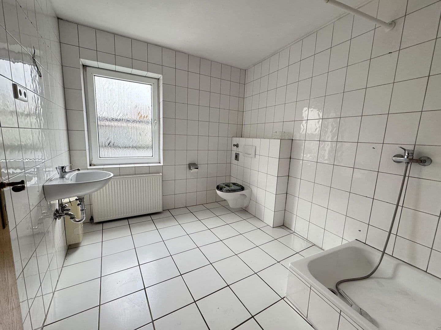 Pronájem bytu 3+1 70 m², Regerstr. 16, Solingen, Severní Porýní-Vestfálsko Pronájem bytu 3+1 70 m², Regerstr. 16, Solingen, Severní Porýní-Vestfálsko